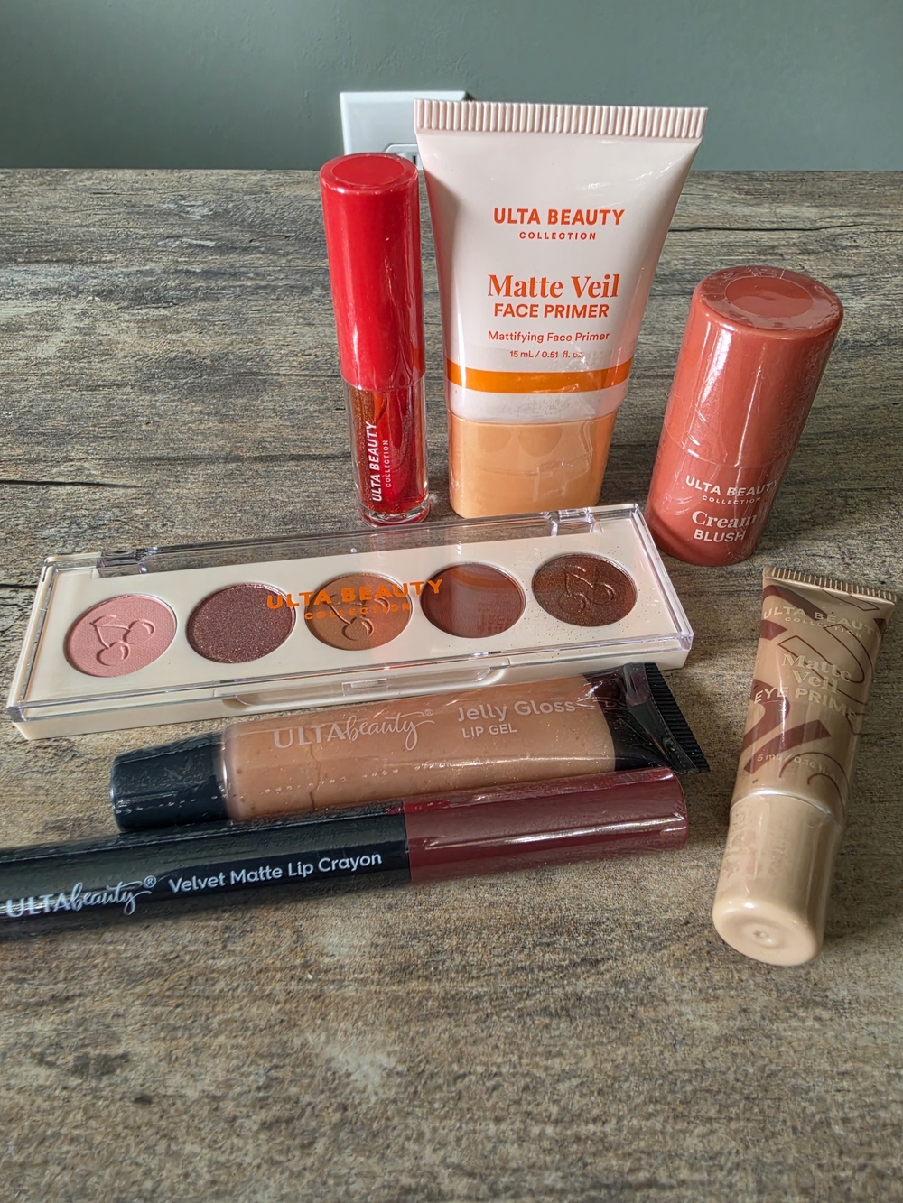 Ulta Beauty Lot Of 7 Travel & Regular Size Makeup